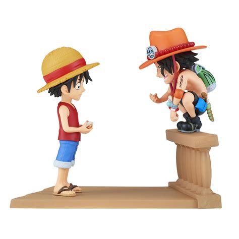 Snapklik.com : Banpresto - One Piece - Log Stories - Monkey D. Luffy ...