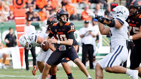Oregon State injured quarterback Chance Nolan enters transfer portal