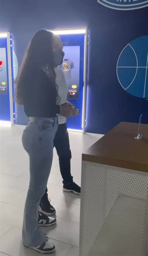 Kelsey Plum - Hottest Female Athletes