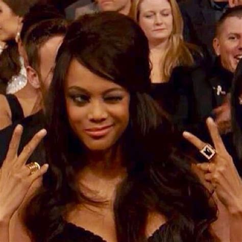 Beyoncé, Shaun White, and the Week’s Best Celebrity Selfies