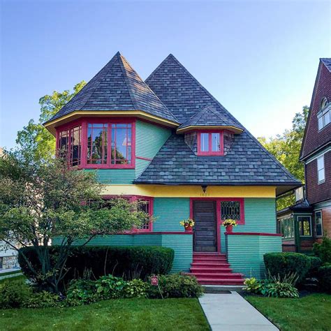 5 Best Suburbs of Chicago in 2025 | Extra Space Storage