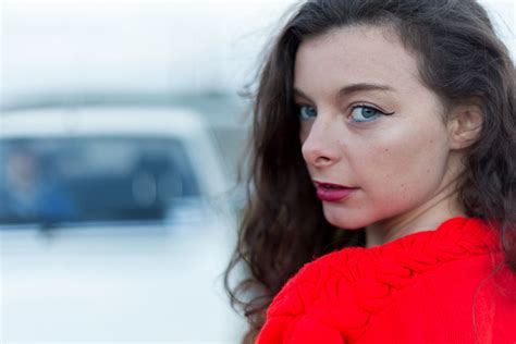 i am niamh – Breaking Tunes