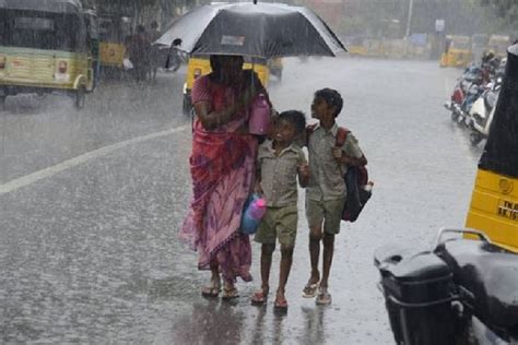 Rains to continue over southern coastal districts