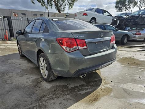 HOLDEN CRUZE JG-JH 03/2009-01/2017 LEFT REAR DOOR WINDOW SEDAN - MMM Auto Centre