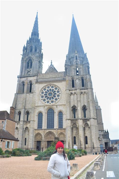 Chartres – A small town built around a huge cathedral – yogictravel