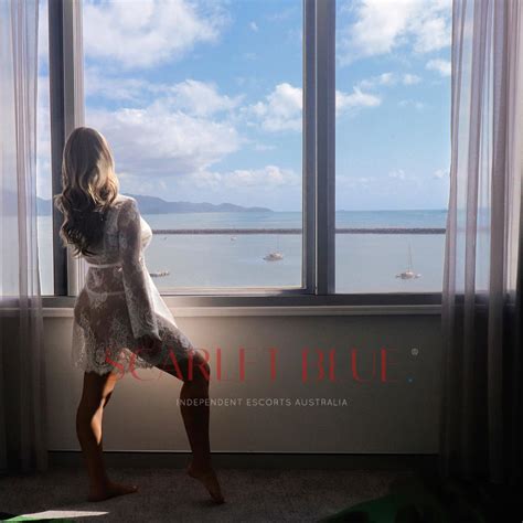 Sydney independent private escort - Scarlet Blue