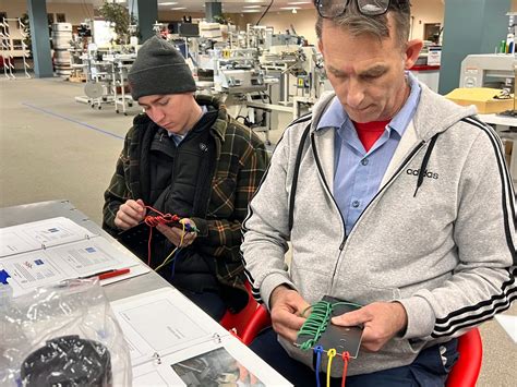 Image result for Industrial Sewing Machine Tutorial