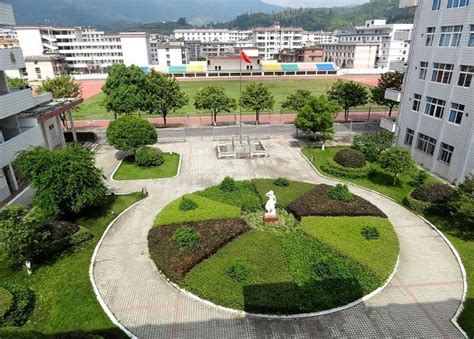云南省大學(xué)生創(chuàng)業(yè)補(bǔ)貼_云南省的大學(xué)_云南省大學(xué)排名榜一覽表