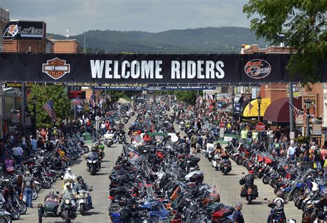 75th Sturgis Motorcycle Rally Main Street - Aug. 8, 2015 | Motorcycle ...