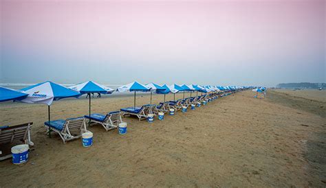 Laboni Beach 3