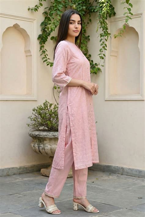Buy Pink Yarn Dyed Foil Printed Polka Dots Chanderi Straight Kurta with ...