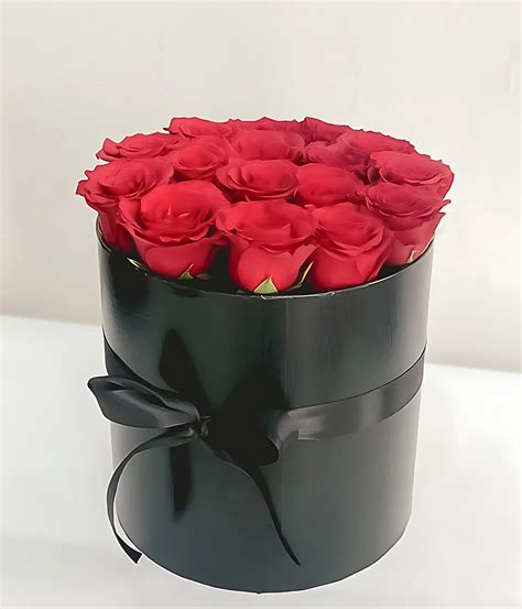 Emma Flower Box - Creative Florist & Flowers