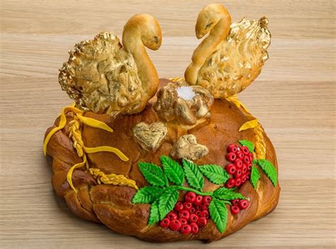 Karavay russian traditional bread | Premium Photo