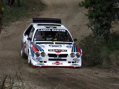 Lancia Delta S4 Wallpaper