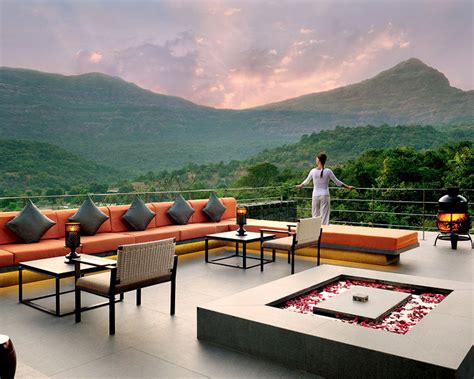 These Hilton Hotels Options In India Offer Comfortable, Luxurious Stays