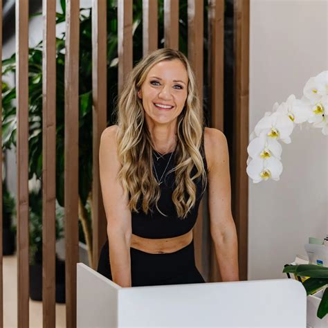 Natasha Caleel - Author Bio