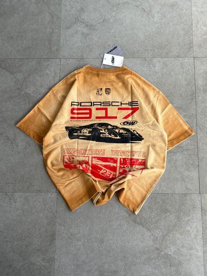 Oversized Gradient washed Porsche Tshirt Brown – outwearo