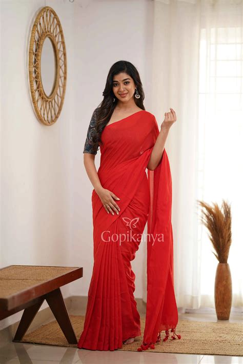 Gopikanya: Red Handloom Cotton Saree with Mango Printed Blouse – Gopi Kanya