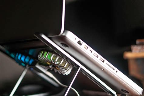 Apple Computer Back View 的图像结果