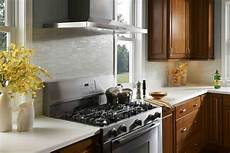 glass backsplashes for kitchens make the kitchen backsplash more beautiful glass backsplashes for kitchens make the kitchen backsplash more beautiful