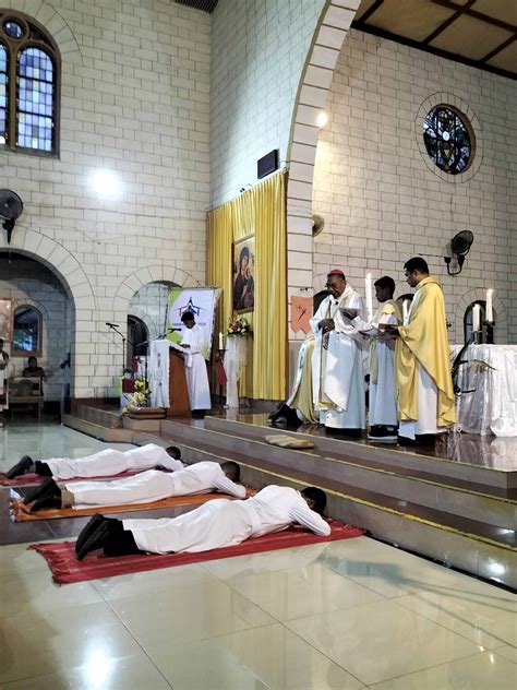 Diaconate Ordination in Weetebula, Indonesia | english