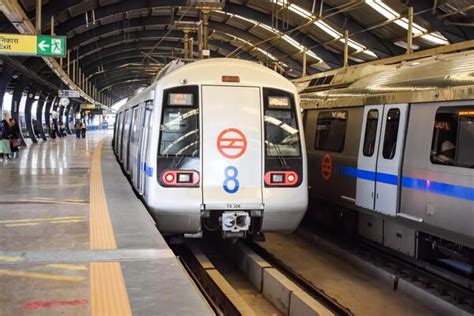 New Delhi Local Train 的图像结果