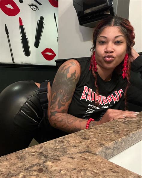 Patricedabody | Bathroom selfies be the best!!! Date night 😍💋 | Instagram