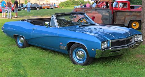 Buick Gran Sport - The Ultimate Luxury Muscle Car of the 60s & 70s