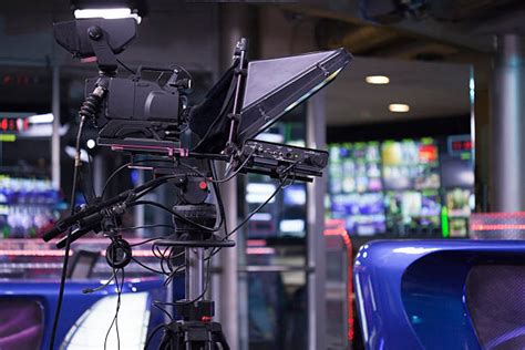 Teleprompter Camera 的图像结果