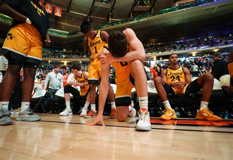 Photos: Iowa Men’s Basketball vs Duke in the Jimmy V Classic 12/06/2022 ...