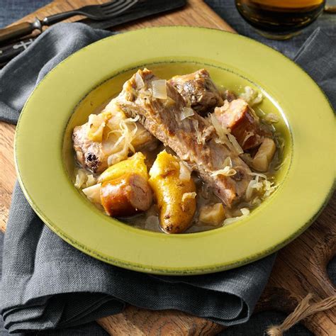 German Short Ribs And Sauerkraut at Carolann Ness blog