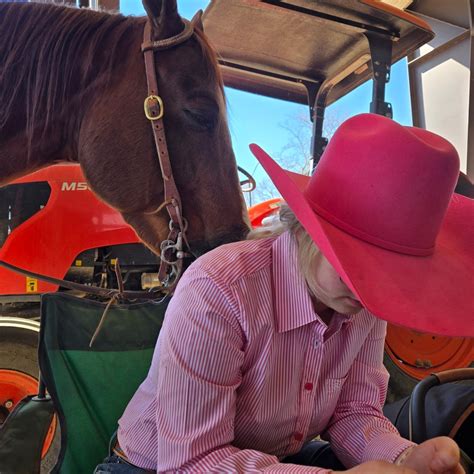 Alyssa Capps (@official.alyssa.capps) • Instagram photos and videos