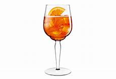 bicchieri aperol spritz il calice aperol spritz firmato luca trazzi casastile bicchieri aperol spritz il calice aperol spritz firmato luca trazzi casastile