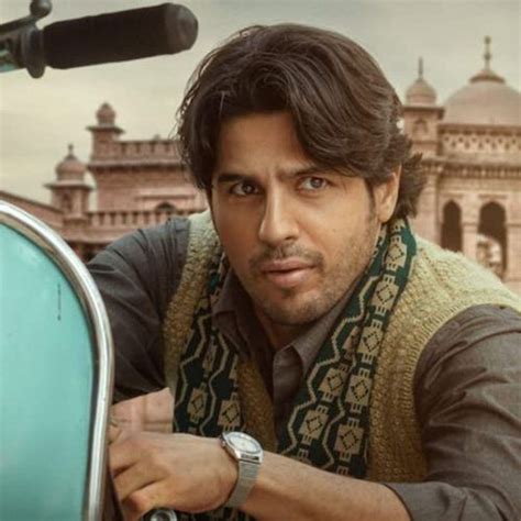 Looking at the whopping net worth of Sidharth Malhotra