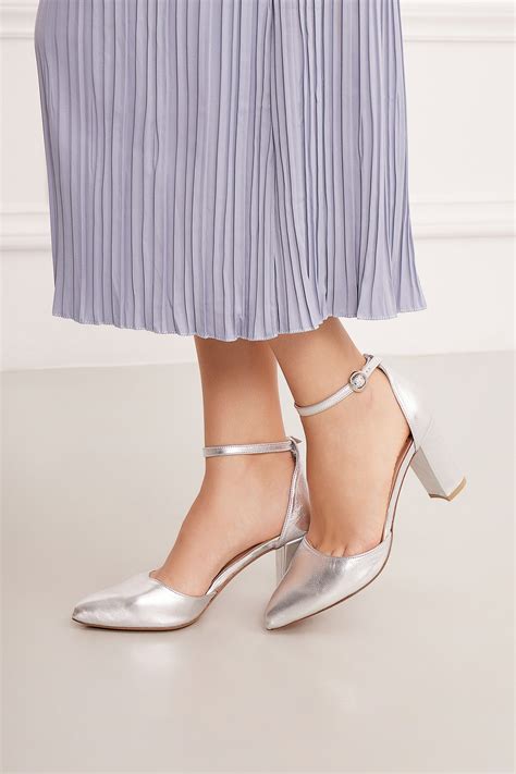Silver Pointed Toe Block Heels Pumps | Mid and Low Heel | Leather