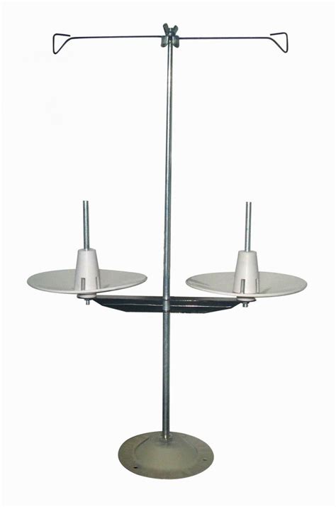 How to Use 20 Spool Thread Stand 的图像结果