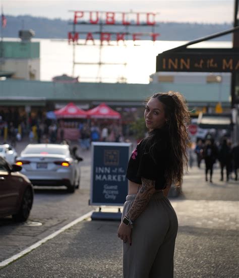 Tori Ortiz | New home for the weekend 📍 | Instagram