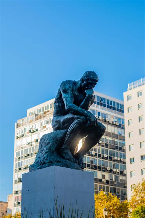Descartes e Hume: racionalismo e empirismo na filosofia | Meer