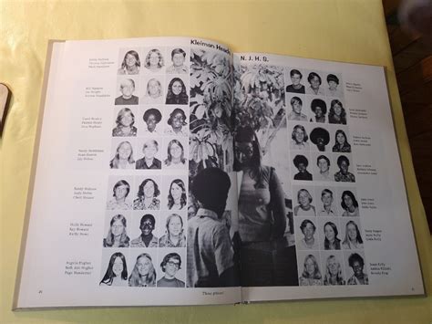OLSEN MIDDLE SCHOOL 1975 Yearbook Annual "SAGA" | eBay