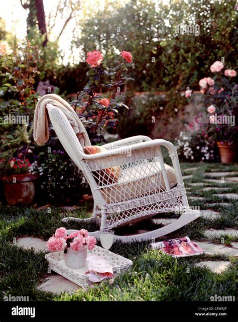 Rocking chair garden hi-res stock photography and images - Alamy