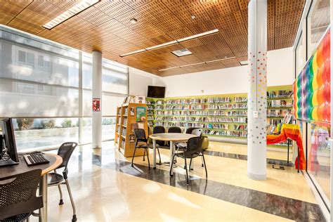 Santa Teresa Branch Library