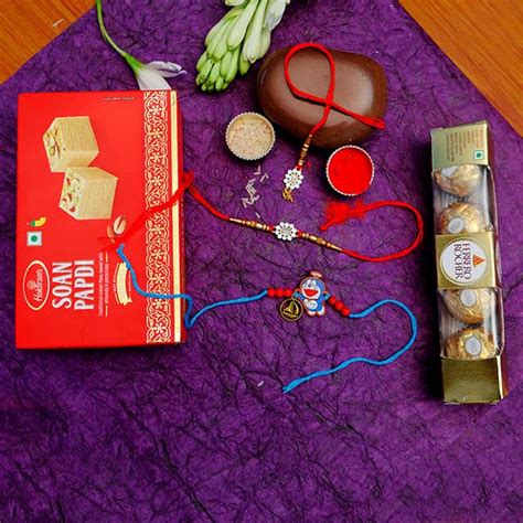 Send Enchanting Rakhi Combo Hamper Online | Rakhibazaar.com