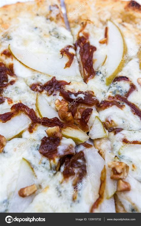Pear gorgonzola pizza with figs — Stock Photo © wollertz #133915732