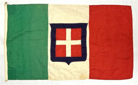 WW2 Italian Flag - Enemy Militaria