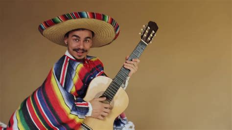 The Best Mexican Songs To Play On Guitar – Mozart Project