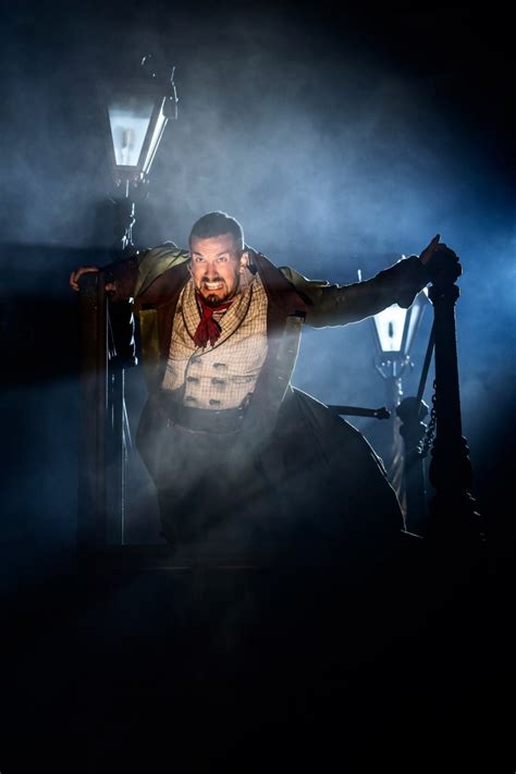 Oliver! in the West End Reviews Round-up - Gielgud Theatre London ...