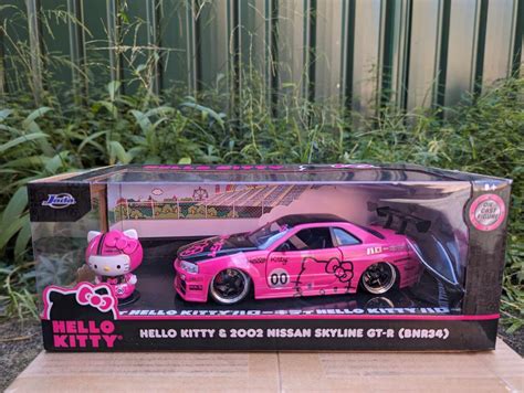 Hello Kitty - 2002 Nissan Skyline GT-R R34 - 1:24 Scale - Die-Cast ...