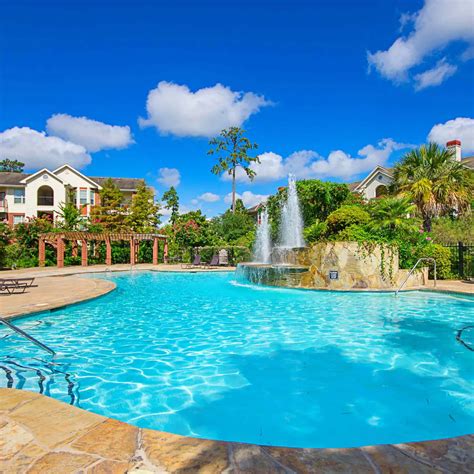 Home | Falls At Borough Park