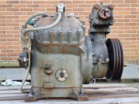 DWM 4 CC 75 in Hillegom, South Holland, Netherlands