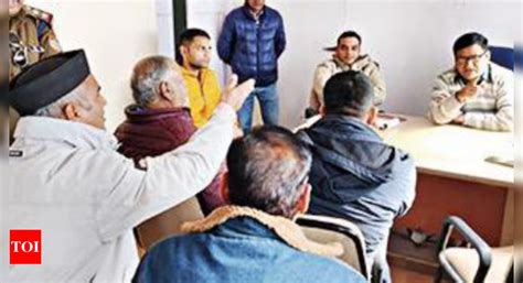 Mussoorie taxi operators oppose move to shift cars to Kincraig parking ...